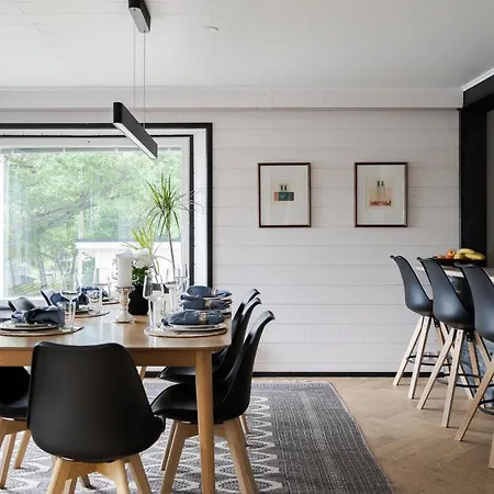 Gaia - Luxury With Jacuzzi And Close To Trainstation 10 Minutes From Tampere City! 1,5 To Helsinki *