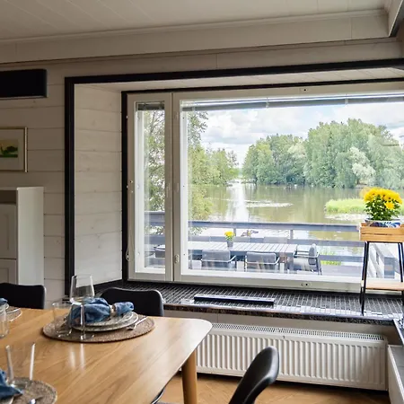 Gaia - Luxury With Jacuzzi And Close To Trainstation 10 Minutes From Tampere City! 1,5 To Helsinki Βίλα Lempäälä