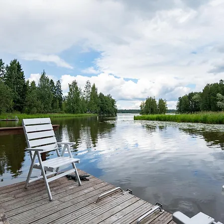 Gaia - Luxury With Jacuzzi And Close To Trainstation 10 Minutes From Tampere City! 1,5 To Helsinki Villa