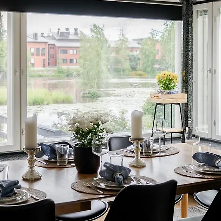 Gaia - Luxury With Jacuzzi And Close To Trainstation 10 Minutes From Tampere City! 1,5 To Helsinki Villa Lempaala