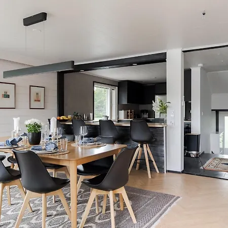 Gaia - Luxury With Jacuzzi And Close To Trainstation 10 Minutes From Tampere City! 1,5 To Helsinki