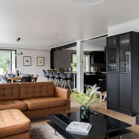 Gaia - Luxury With Jacuzzi And Close To Trainstation 10 Minutes From Tampere City! 1,5 To Helsinki וילה