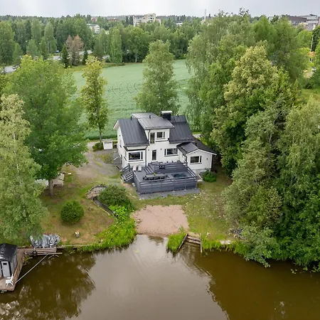 Gaia - Luxury With Jacuzzi And Close To Trainstation 10 Minutes From Tampere City! 1,5 To Helsinki * Lempäälä