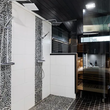 Villa Gaia - Luxury With Jacuzzi And Close To Trainstation 10 Minutes From Tampere City! 1,5 To Helsinki