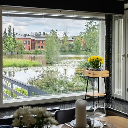 Gaia - Luxury With Jacuzzi And Close To Trainstation 10 Minutes From Tampere City! 1,5 To Helsinki