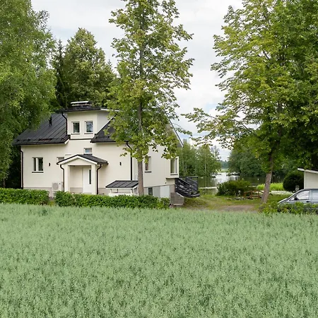 Gaia - Luxury With Jacuzzi And Close To Trainstation 10 Minutes From Tampere City! 1,5 To Helsinki Villa *