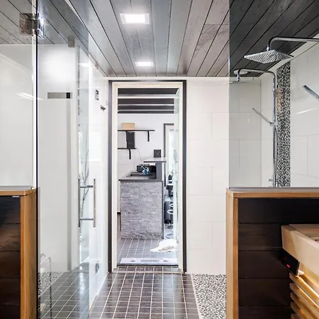 Gaia - Luxury With Jacuzzi And Close To Trainstation 10 Minutes From Tampere City! 1,5 To Helsinki Lempäälä