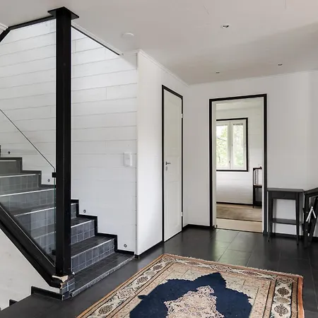 Βίλα Gaia - Luxury With Jacuzzi And Close To Trainstation 10 Minutes From Tampere City! 1,5 To Helsinki Lempäälä