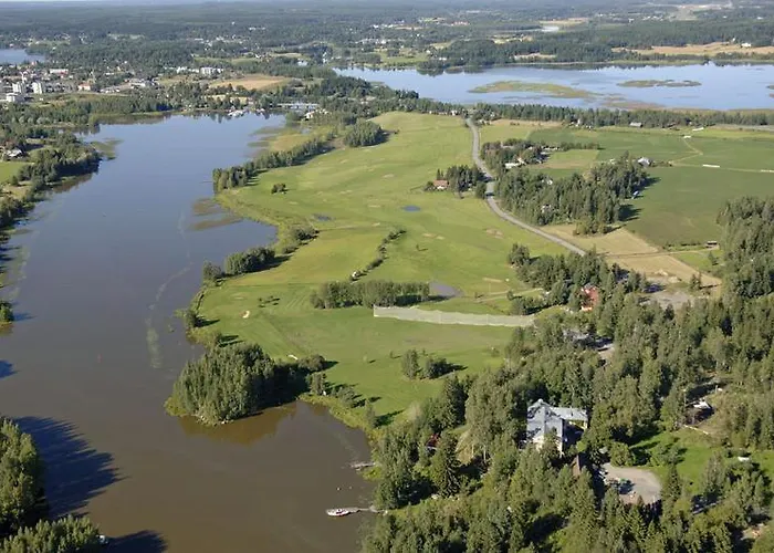 Gaia - Luxury With Jacuzzi And Close To Trainstation 10 Minutes From Tampere City! 1,5 To Helsinki Villa *