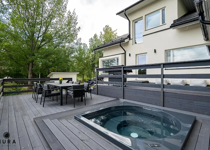 Gaia - Luxury With Jacuzzi And Close To Trainstation 10 Minutes From Tampere City! 1,5 To Helsinki *