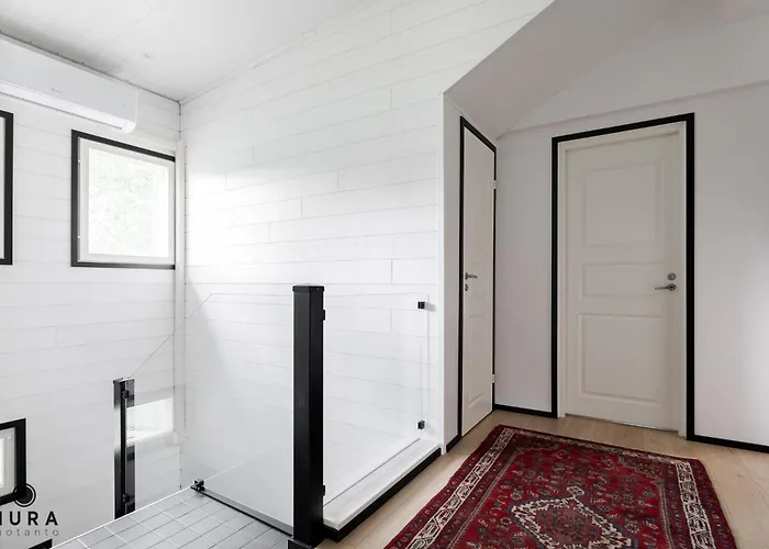 Villa Gaia - Luxury With Jacuzzi And Close To Trainstation 10 Minutes From Tampere City! 1,5 To Helsinki *