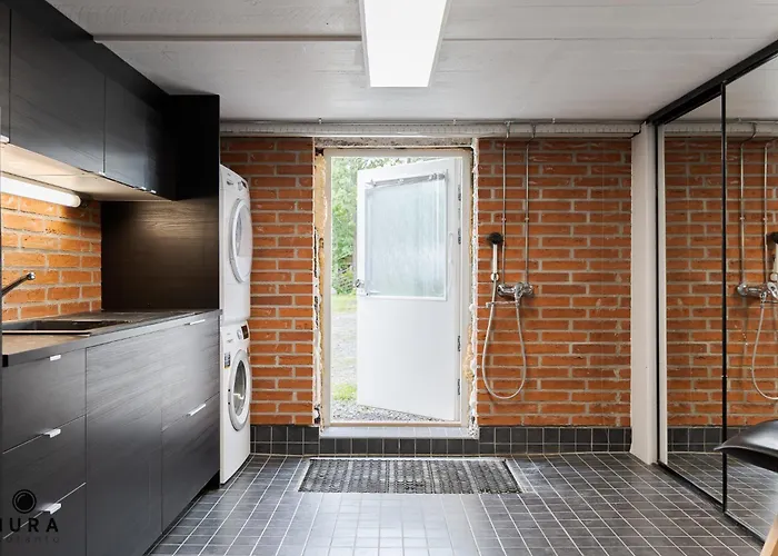 Gaia - Luxury With Jacuzzi And Close To Trainstation 10 Minutes From Tampere City! 1,5 To Helsinki Lempaala