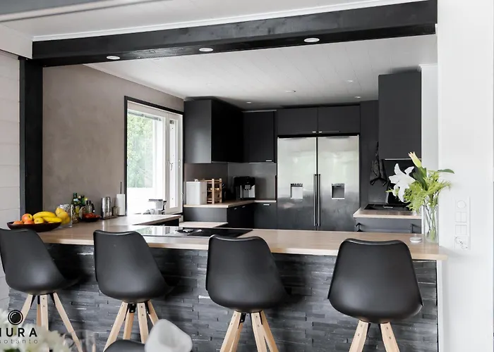 Villa Gaia - Luxury With Jacuzzi And Close To Trainstation 10 Minutes From Tampere City! 1,5 To Helsinki