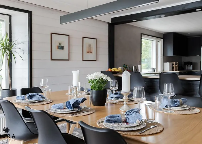 Villa Gaia - Luxury With Jacuzzi And Close To Trainstation 10 Minutes From Tampere City! 1,5 To Helsinki *