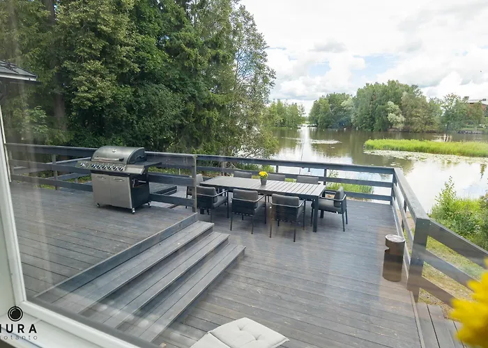 Gaia - Luxury With Jacuzzi And Close To Trainstation 10 Minutes From Tampere City! 1,5 To Helsinki Villa Lempaala