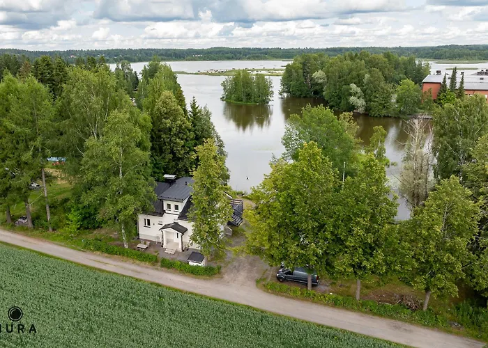 Gaia - Luxury With Jacuzzi And Close To Trainstation 10 Minutes From Tampere City! 1,5 To Helsinki *