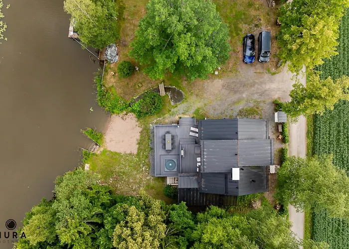 Gaia - Luxury With Jacuzzi And Close To Trainstation 10 Minutes From Tampere City! 1,5 To Helsinki Villa *